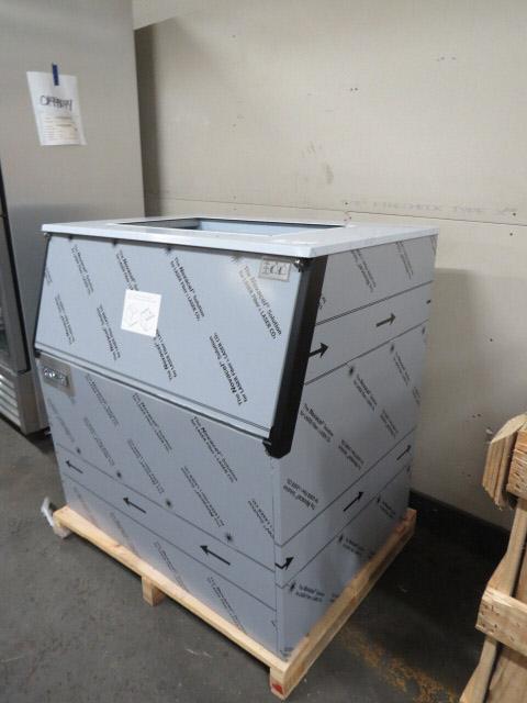 Auction item image