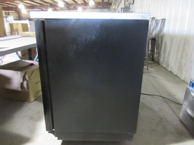 Auction item image