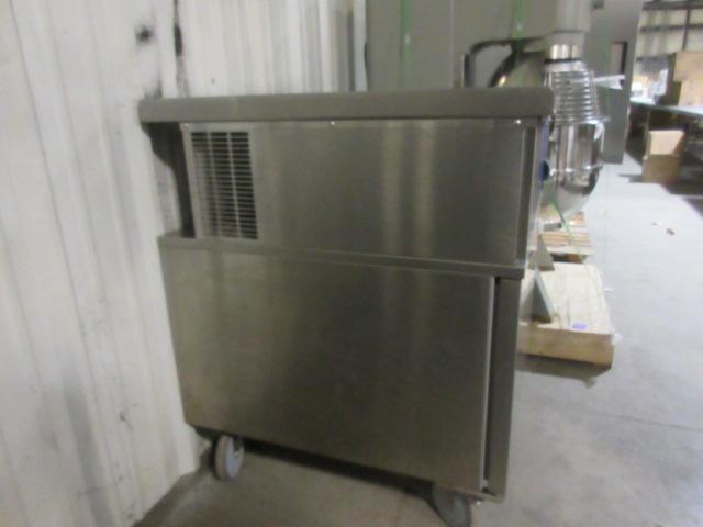 Auction item image