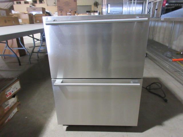 Auction item image