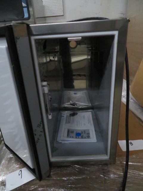 Auction item image