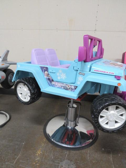 Auction item image