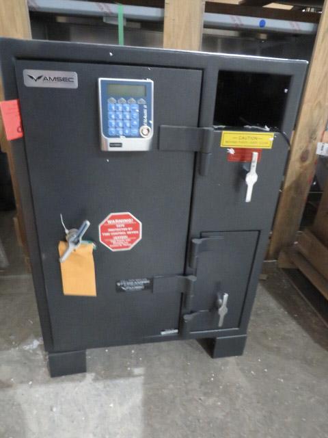 Auction item image