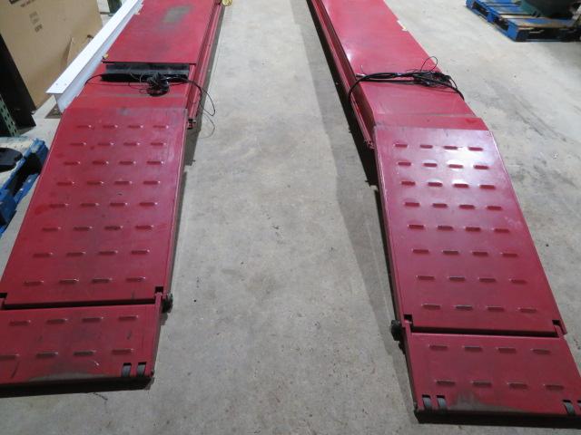Auction item image
