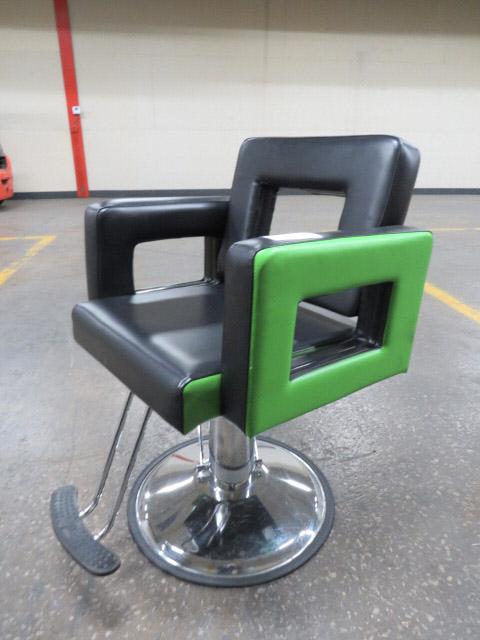 Auction item image