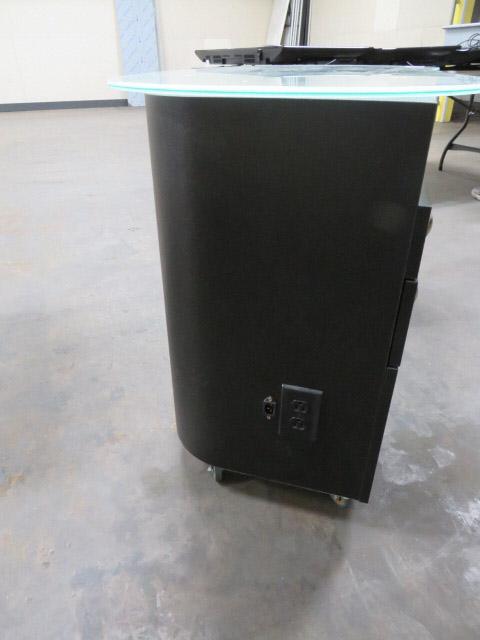 Auction item image