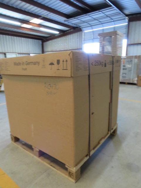 Auction item image