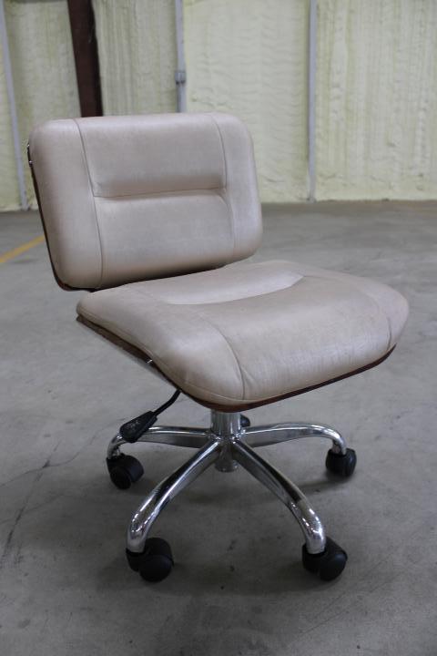 Auction item image