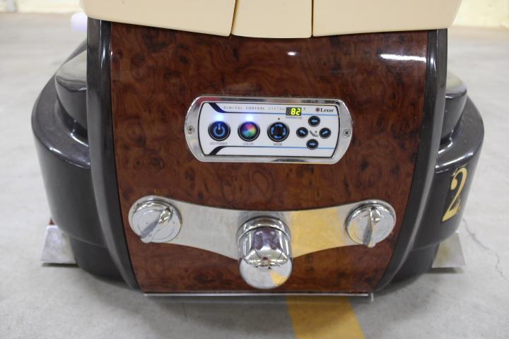 Auction item image