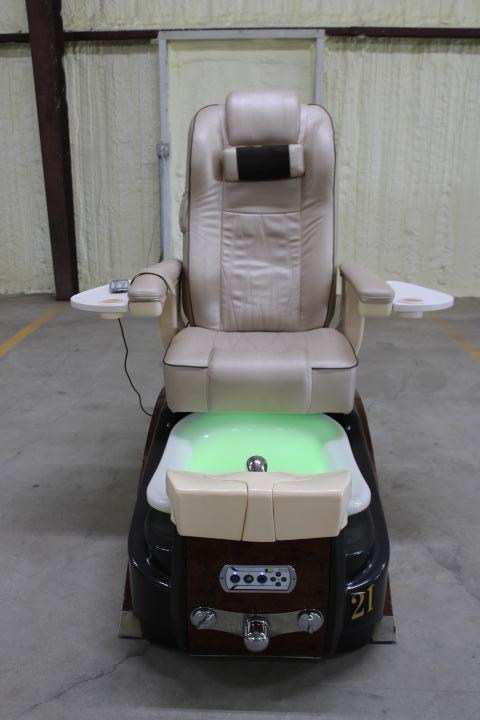 Auction item image