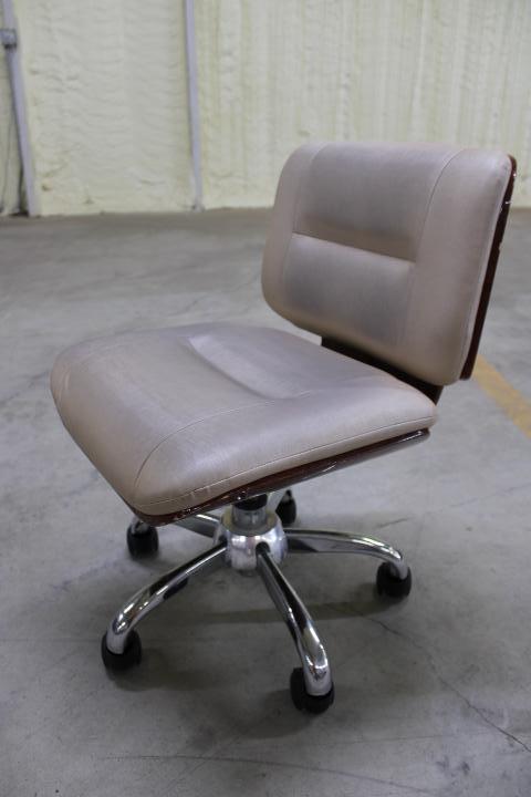 Auction item image