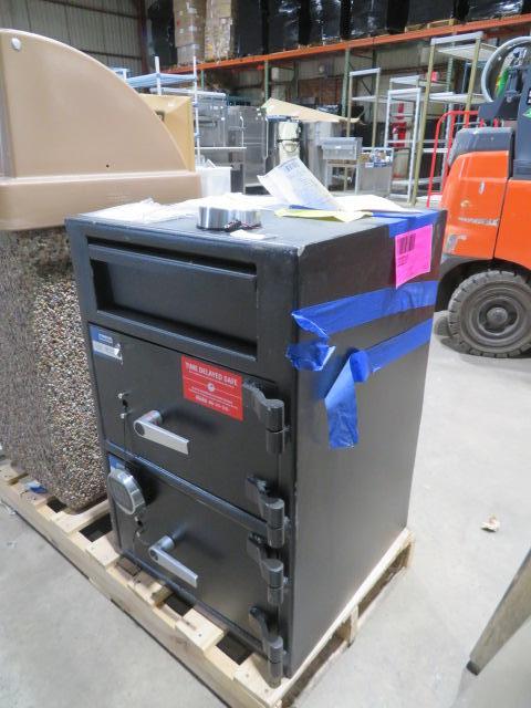 Auction item image