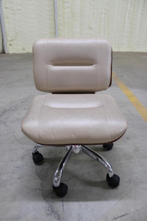 Auction item image