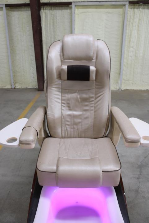 Auction item image