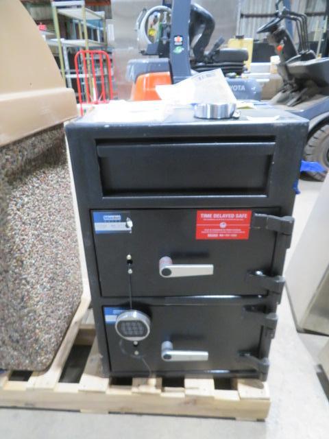 Auction item image